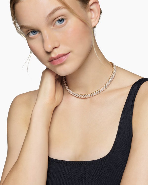 120D7579-80F6-8A73-8FB3-9EAA2BF4CBCB