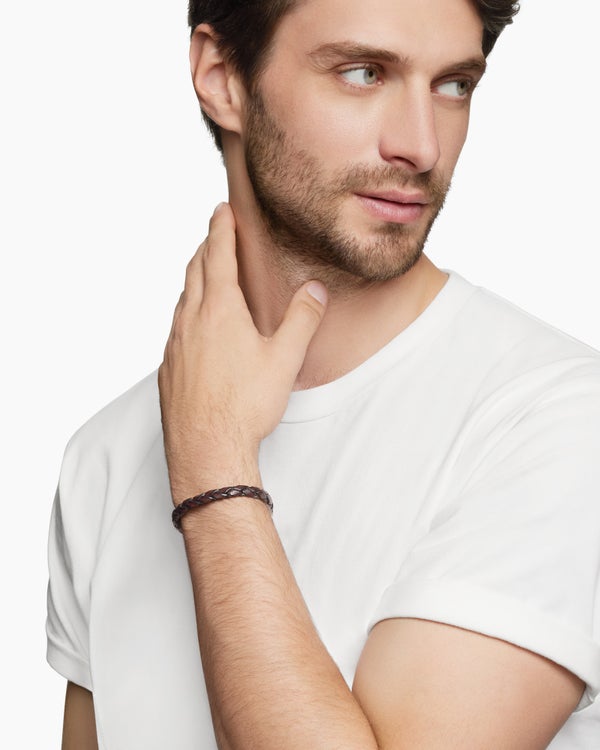 19D98F4E-AE7B-F504-B117-FDEB614FC5F3