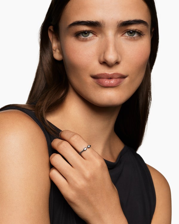 3174183C-EA46-5629-2C1E-277C1AAF5B52