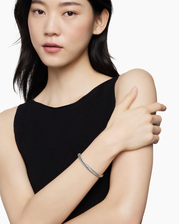 36B8AB06-CDFA-FB06-B84A-1F4FB3623E70