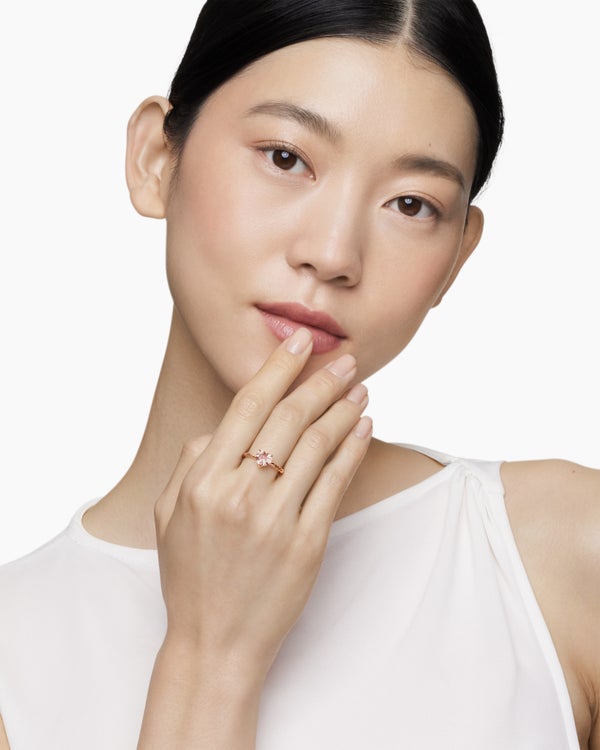 414BDA44-F0E5-314F-6938-6FCC2C0AC419