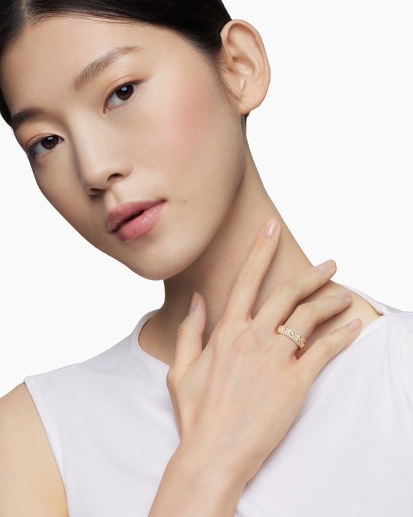 4604F3A8-F81C-A28E-3C3B-EF321C6EE14C