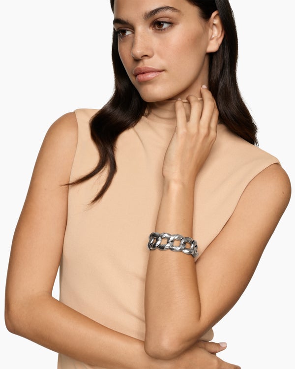 4C9B898A-6061-B70D-9260-36A7441AFB41