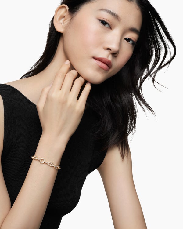 506E1317-75EC-3719-A885-912C2CD1A43F