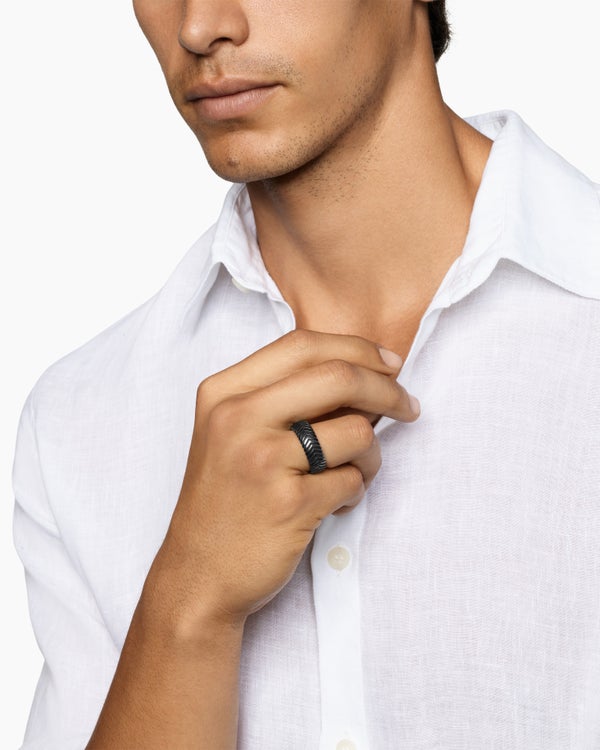 52DD55AD-9586-5274-5380-85A541B98CA0