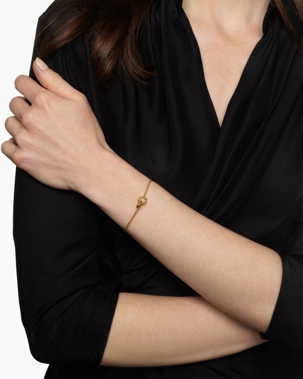 5CB35255-7262-C6C2-0782-BA8E222B377B