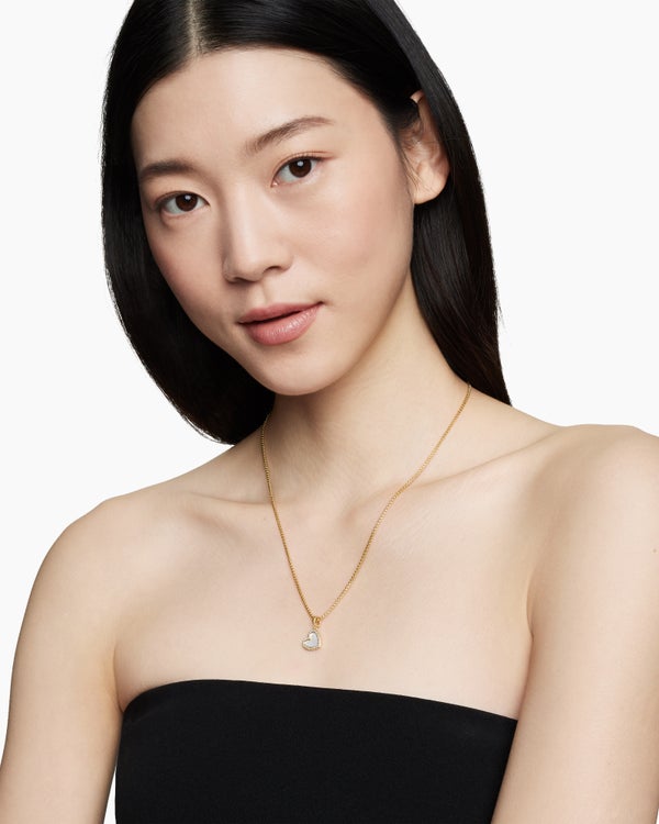 7C22222F-A34E-A5F8-F319-A8C8DA9B0E8E