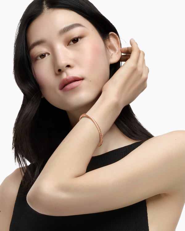 8607E9FC-0408-244D-9E7C-22D373C5AAE6