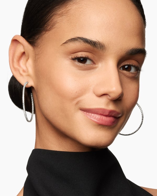 89033871-F071-765E-3CE3-EA2B63D8FE4B