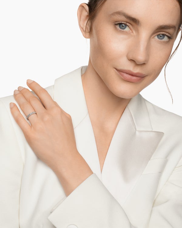 9E2FA58E-6A30-3B68-8AE7-941927B06824