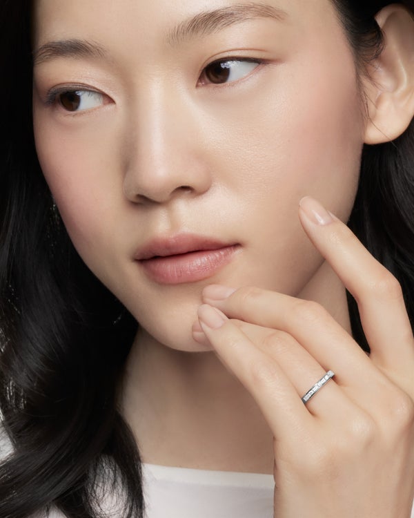 A220C80C-5EAD-9818-D4F1-338F69679B6C