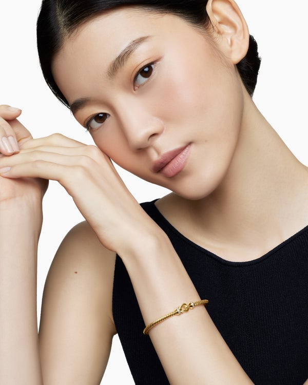 A8C8001C-51E1-2771-0E23-B04F14556C3E