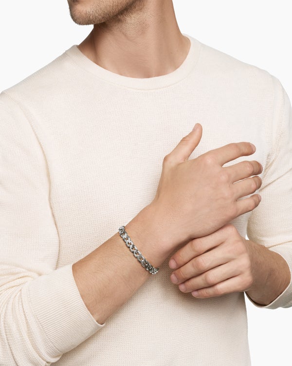 ACE20578-7635-ABB5-C407-57150932A2B6