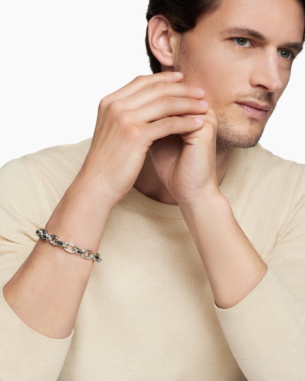 B225E220-3E44-582C-73A4-75070EBFFB2A