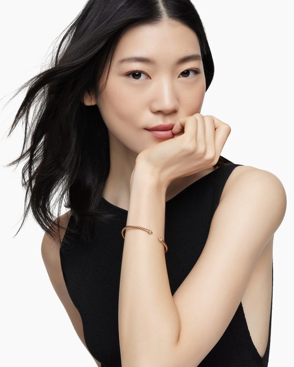 B29A5706-DEE9-9D21-151D-3EB0B7DF6824