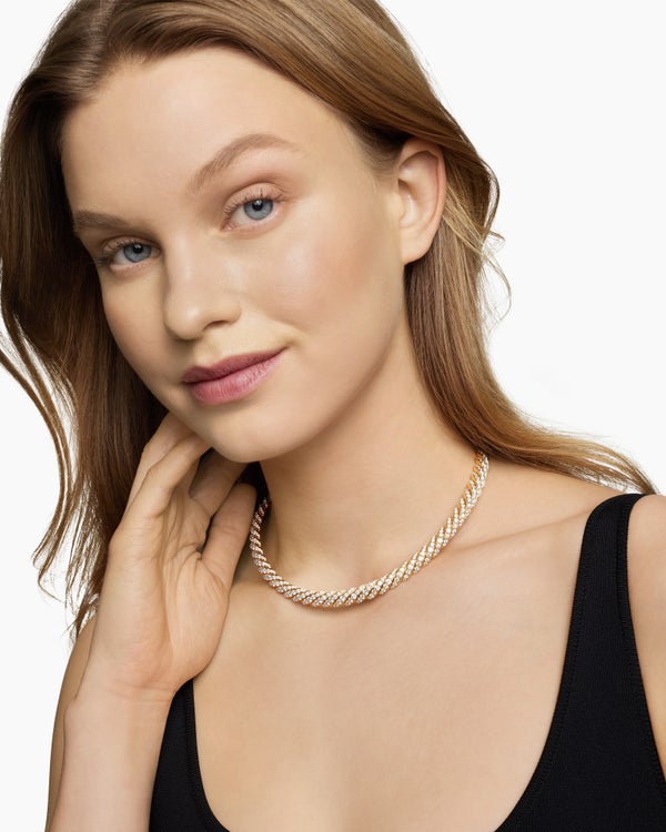 B48A8956-0B72-1575-B352-D559BA338E63