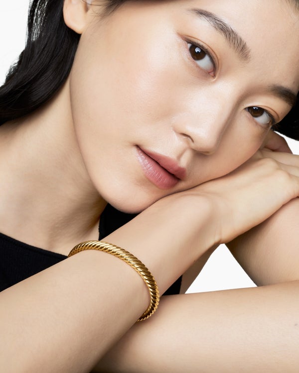 B8DCE5D2-957F-5C49-210B-3F49B2D837AD