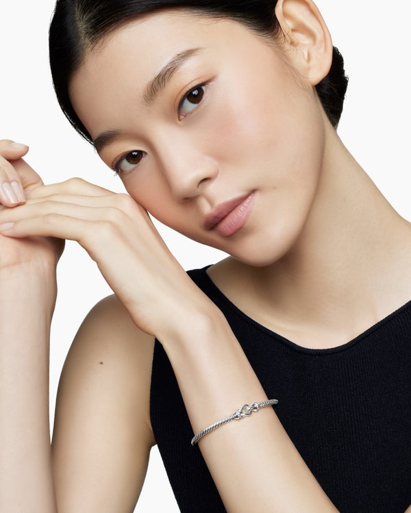 B9619467-F119-E1A2-DCDB-ACFC158B4727