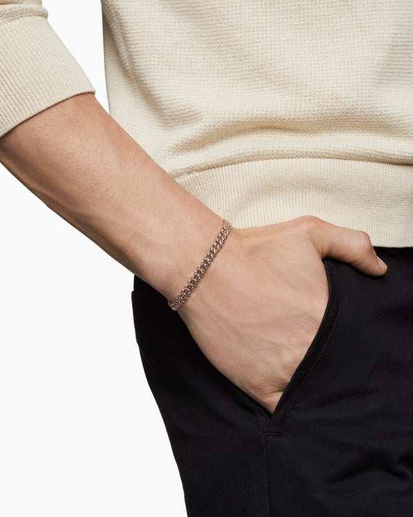 BA5BA040-CF80-2E54-987B-817615CEEE68