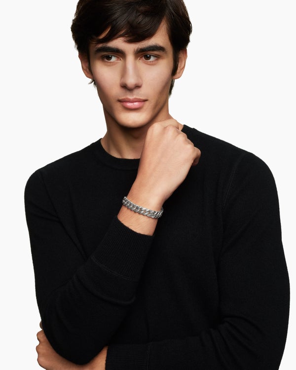 BDE2563F-CD0E-496D-42D5-8172FC3DF9EF