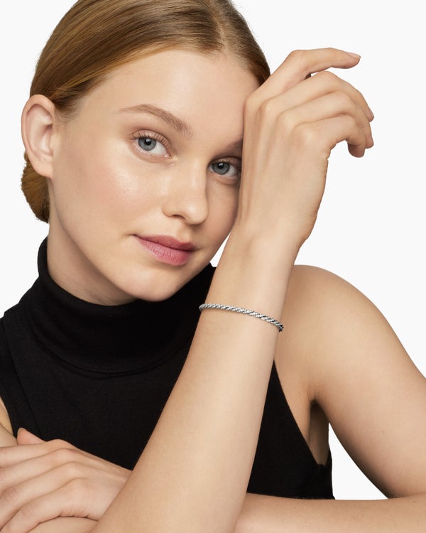 C22AFF7E-5F14-01B1-AF32-DB8BF7AE0BC5