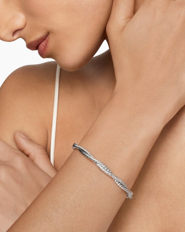 CD68A3F9-E288-6DD3-3F72-3901FEF172C2