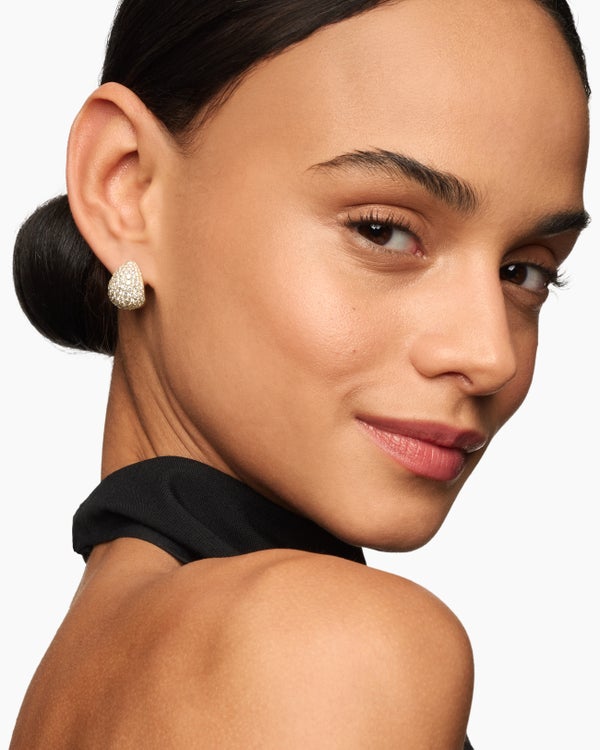 DBD99E23-F5F7-1263-7E9E-22328588C255