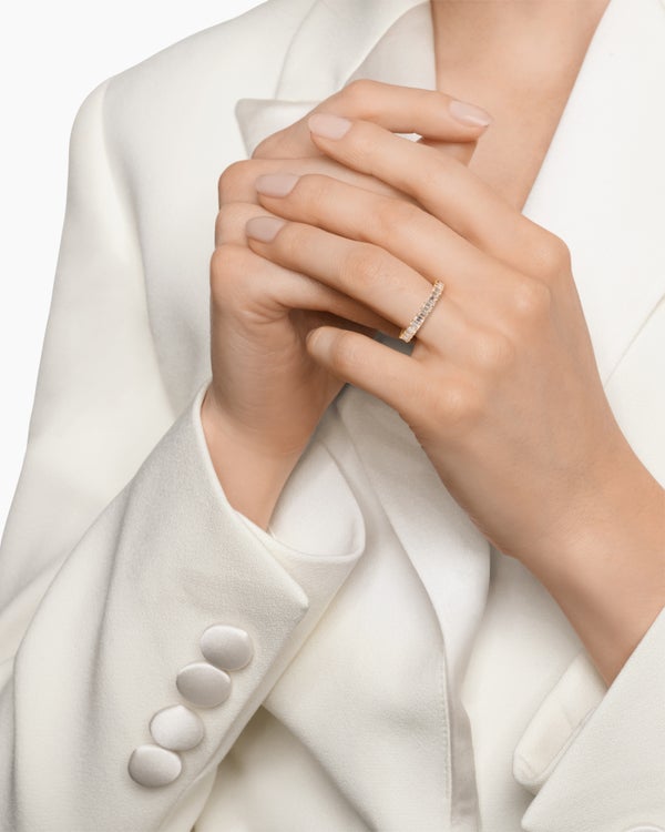 DBF4C5DD-6735-E744-1833-4637108F1136