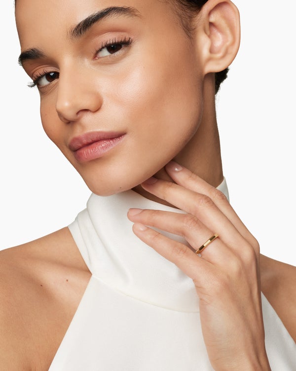 DEE4A569-9065-2F74-7276-AEB71046E32B