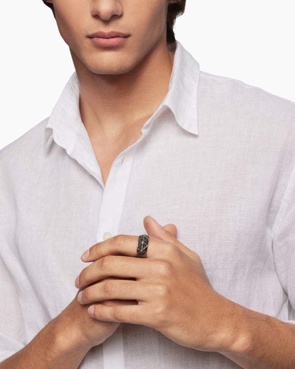 E877D6D1-AC36-3C2F-D9A6-672F49B3C9E6