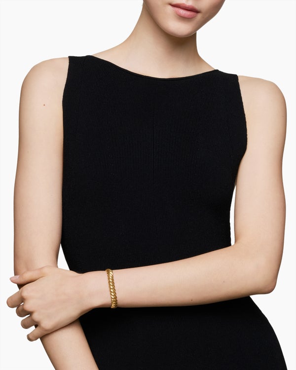 EC9C46C2-A535-47D6-F418-F469EC913834